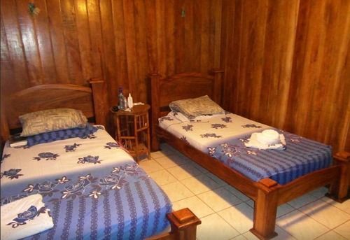 Miss Junies Lodge تورتوجويرو المظهر الخارجي الصورة